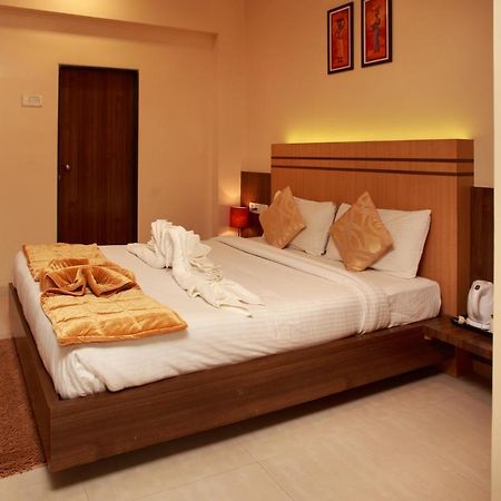 Vegas Residency Hotel Kalyan Ngoại thất bức ảnh